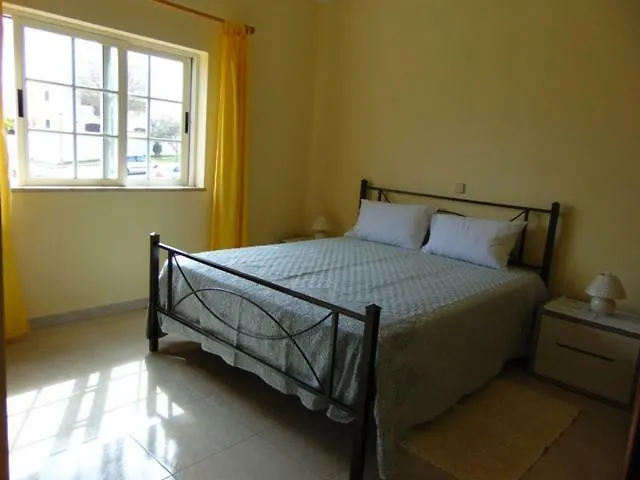 Saraiva'S Guest House Lagos